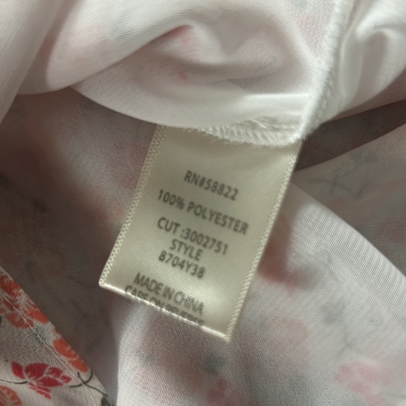 1749 NWT Max Studio Sleeveless Floral Blouse W/Tie Embellishment On Back. SzS - Picture 10 of 11